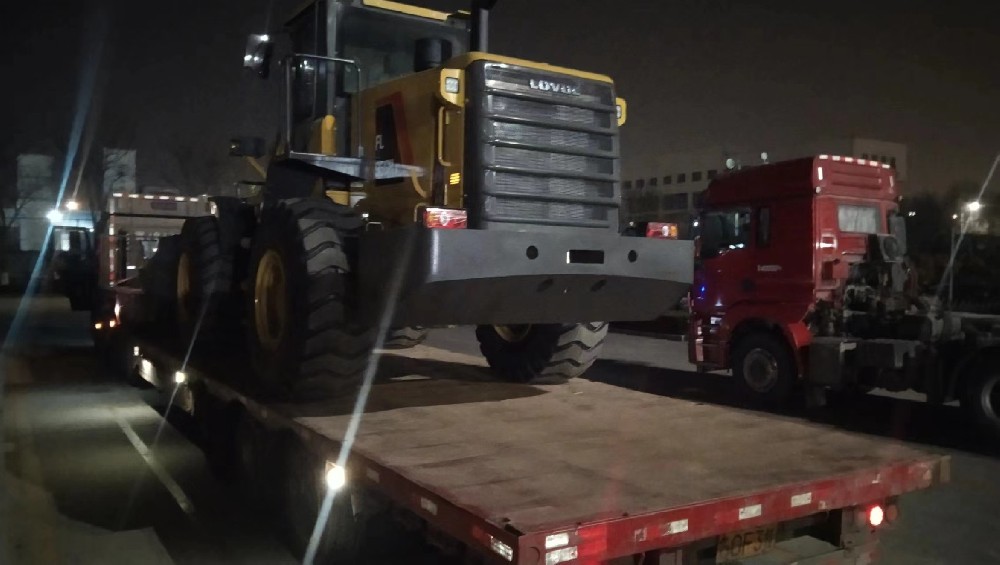 青岛港至上海港大件运输｜青岛淳远国际物流全链路解决方案领航者