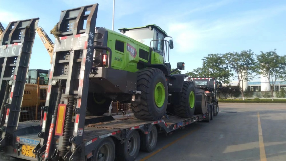 青岛港至喀什口岸工程机械跨境运输全链路解决方案——打造一带一路陆运新标杆_青岛物流公司_青岛货代公司_青岛货运公司_青岛大件运输公司