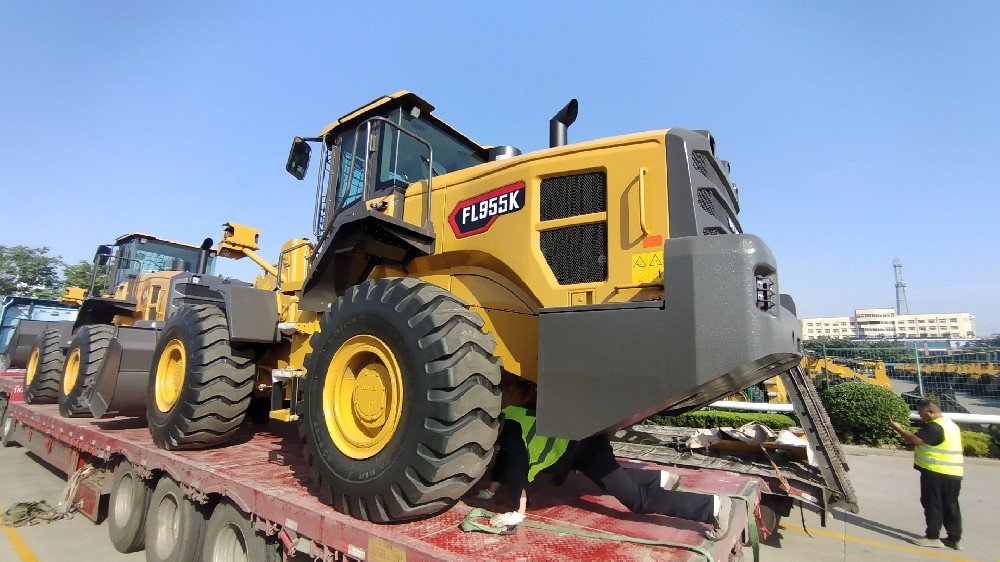 青岛港至上海港工程机械物流解决方案｜全链路大件运输标杆服务_青岛物流公司_青岛货代公司_青岛货运公司_青岛大件运输公司