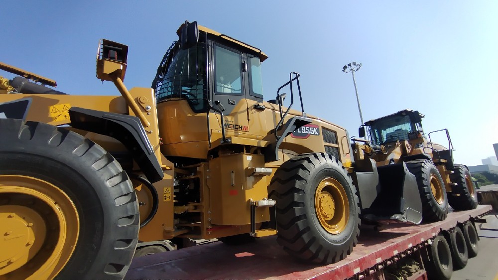 环渤海跨境工程机械智慧物流解决方案——青岛至烟台全链路运输服务创新实践_青岛大件设备运输公司_青岛机械设备运输公司_青岛海运订舱_青岛海运代理