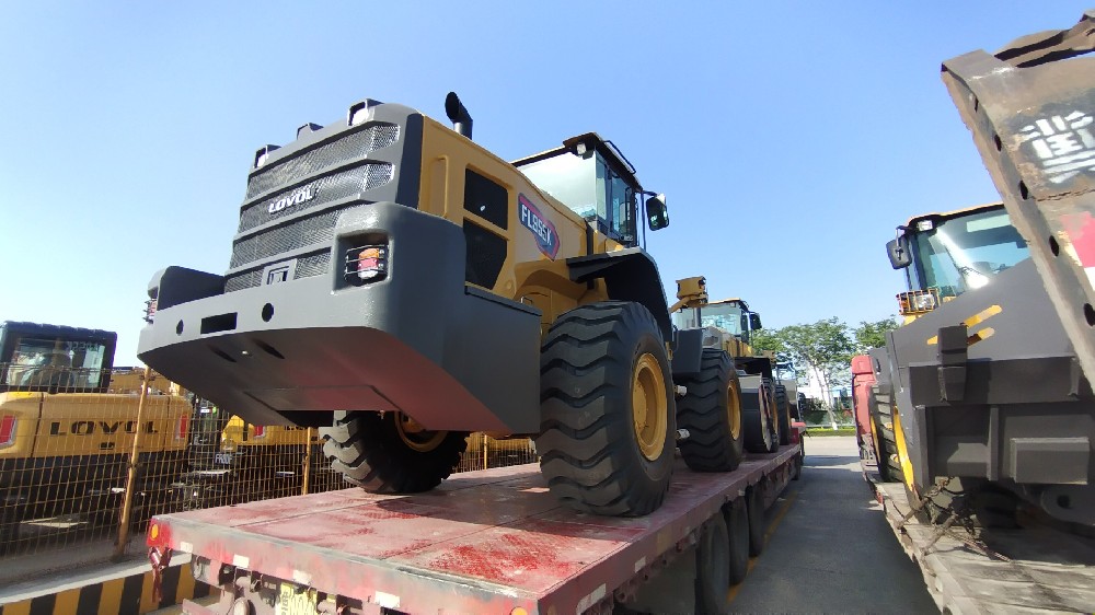 青岛至连云港工程机械智慧物流解决方案与专业运输服务_青岛大件设备运输公司_青岛机械设备运输公司_青岛海运订舱_青岛海运代理