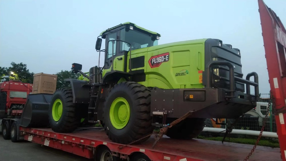 科技赋能跨境物流：青岛淳远国际物流的中亚工程机械运输创新实践_青岛物流公司_青岛货代公司_青岛货运公司_青岛大件运输公司