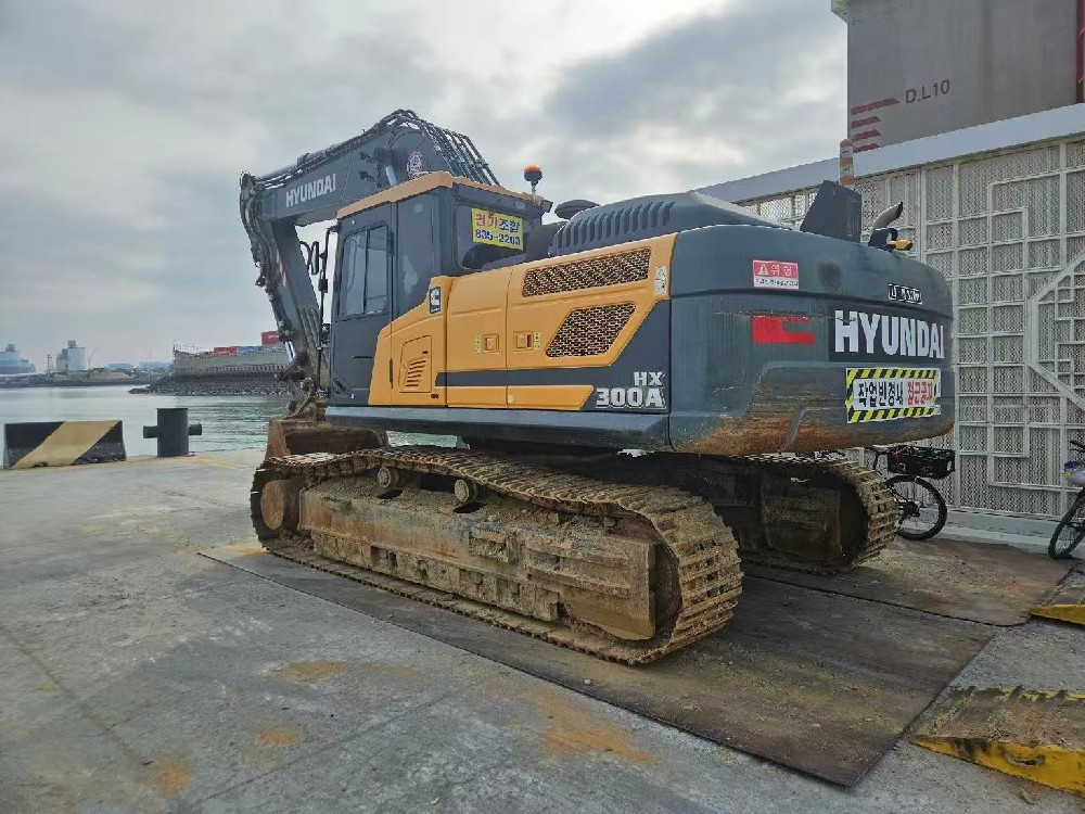 青岛港至喀什跨境工程机械运输体系构建与中亚物流通道优化实践_青岛大件设备运输公司_青岛机械设备运输公司_青岛海运订舱_青岛海运代理