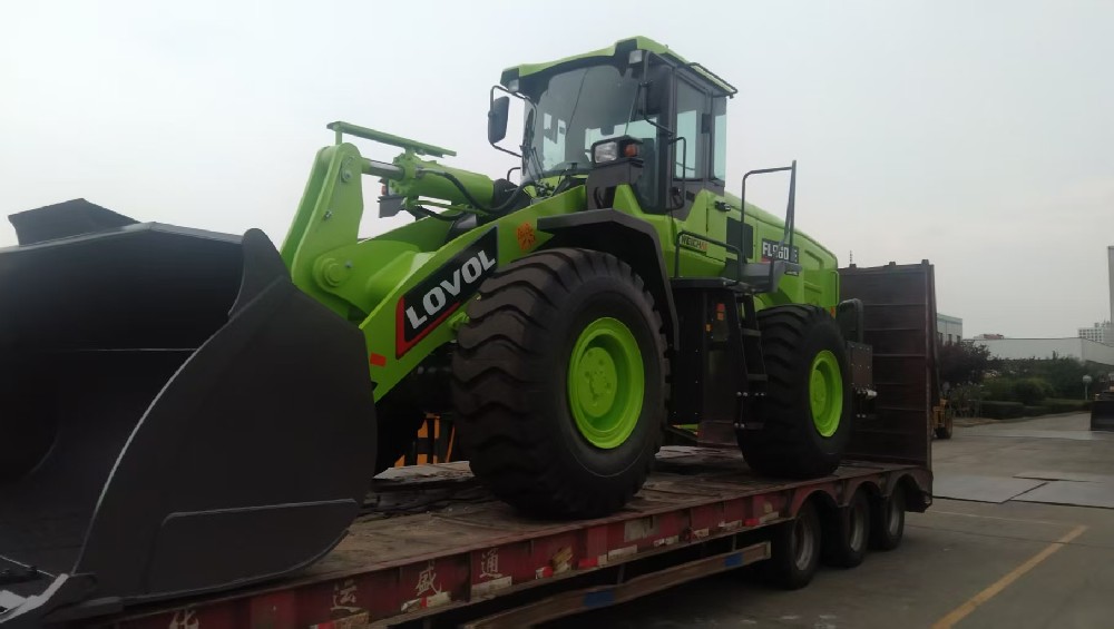 中亚跨境工程机械运输体系升级——青岛淳远国际物流的全链路解决方案_青岛大件设备运输公司_青岛机械设备运输公司_青岛海运订舱_青岛海运代理