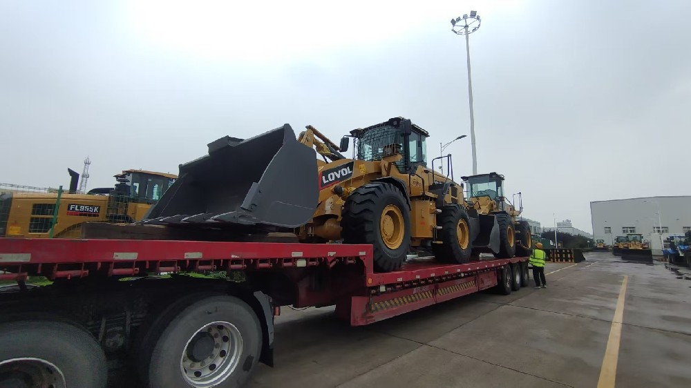 环渤海经济圈智慧物流新范式：青岛至烟台工程机械跨境全链路服务创新_青岛大件设备运输公司_青岛机械设备运输公司_青岛海运订舱_青岛海运代理