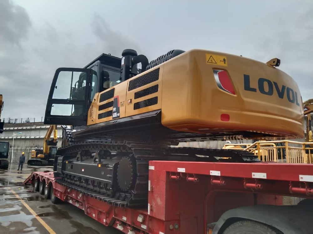 智联中亚•青岛淳远构建跨境工程机械智能物流新生态_青岛物流公司_青岛货代公司_青岛报关公司_青岛国际物流