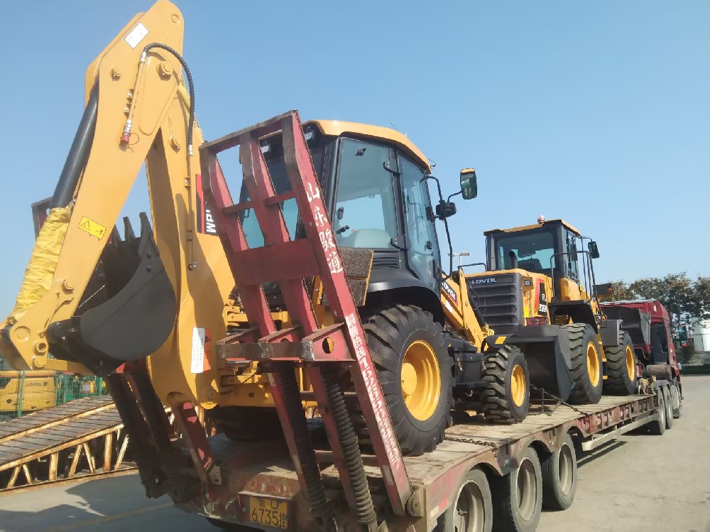 智能物流赋能中亚跨境运输新生态——青岛港工程机械全链路解决方案创新实践_青岛进口清关_青岛报关代理_青岛清关代理