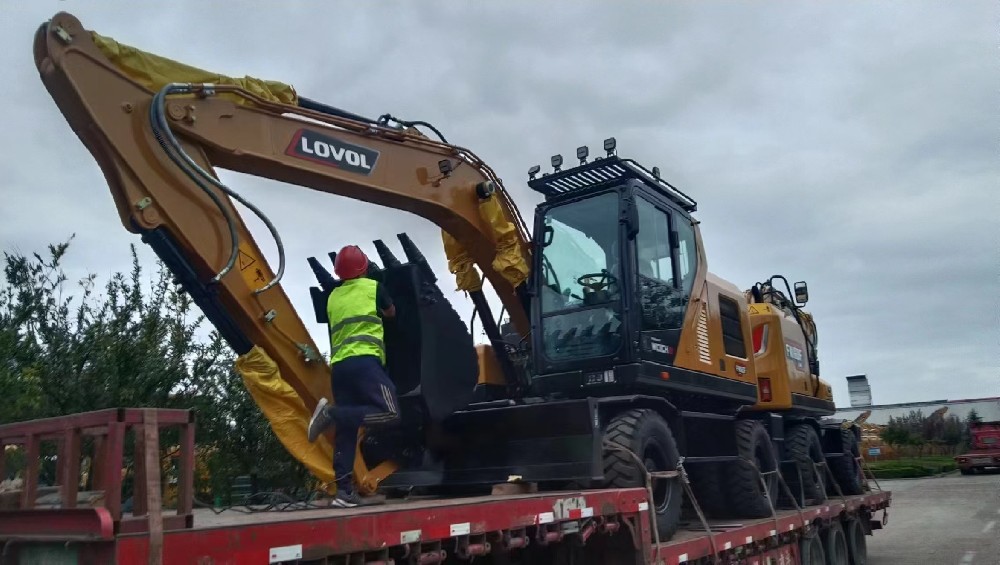 青岛淳远国际物流：大件运输与跨境通关解决方案专家_青岛港到霍尔果斯口岸挖机运输_青岛港到霍尔果斯口岸装载机运输