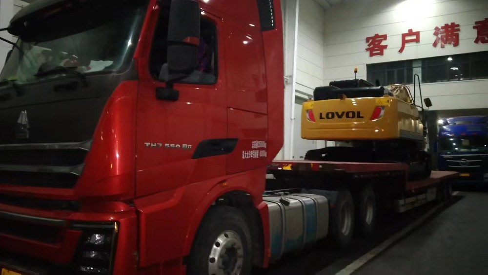 青岛淳远国际物流：专业大件运输与物流解决方案引领者_青岛港到霍尔果斯口岸挖机报关出境_青岛港到霍尔果斯口岸装载机报关出境